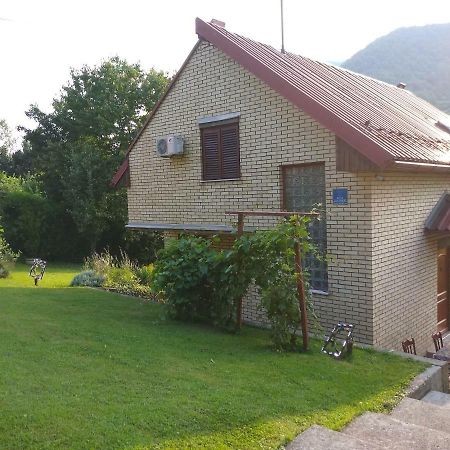 Holiday Home Zbilje Високо Экстерьер фото