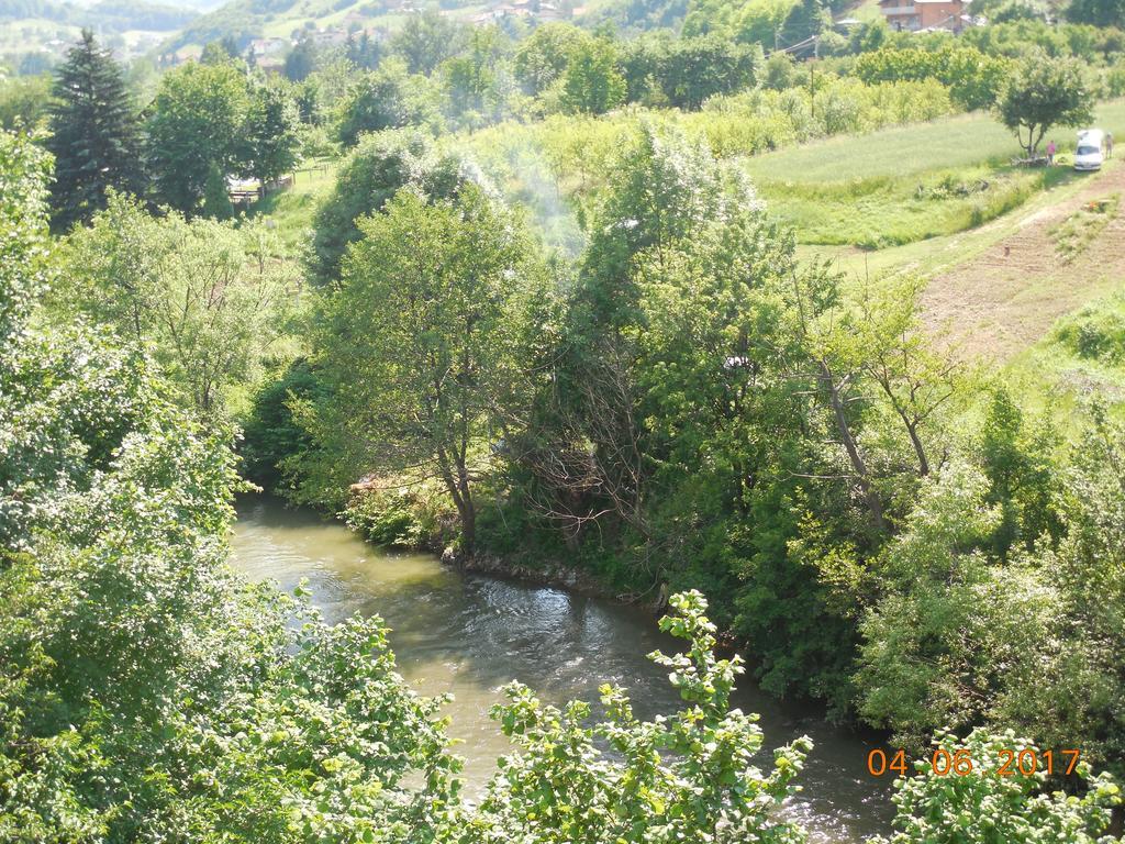 Holiday Home Zbilje Високо Экстерьер фото